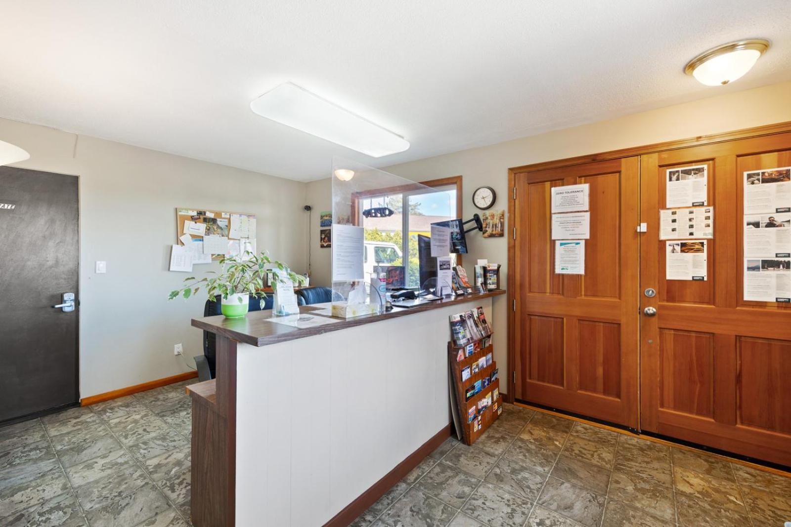 Big Rock Motel Campbell River Εξωτερικό φωτογραφία